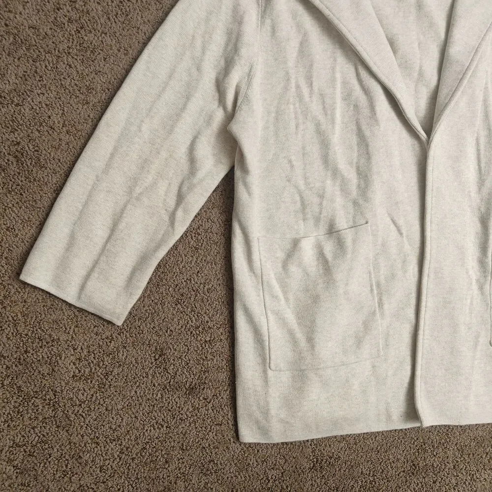 Women's Cream Jacket - Picture 3 of 13